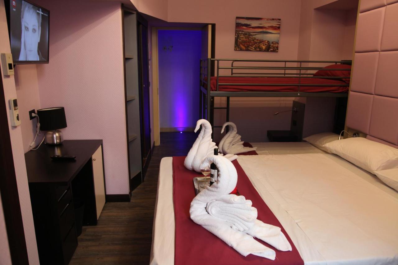 Dolce Vita Rooms & Breakfast Napoli Eksteriør billede