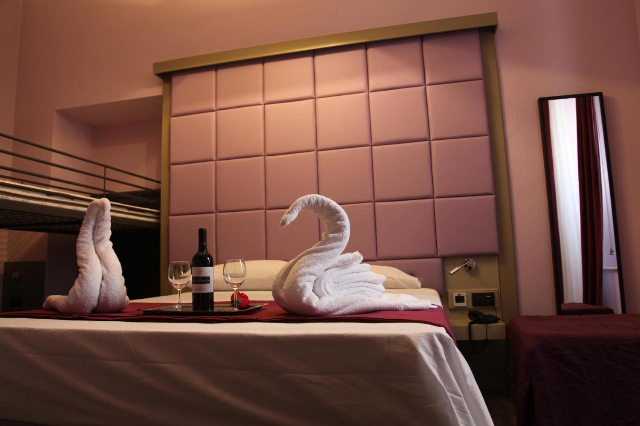 Dolce Vita Rooms & Breakfast Napoli Eksteriør billede