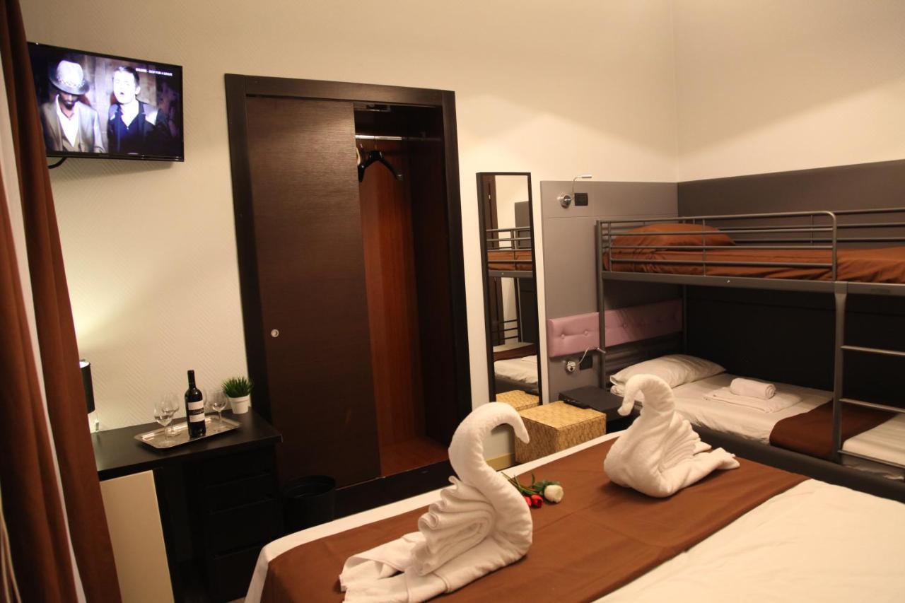Dolce Vita Rooms & Breakfast Napoli Eksteriør billede