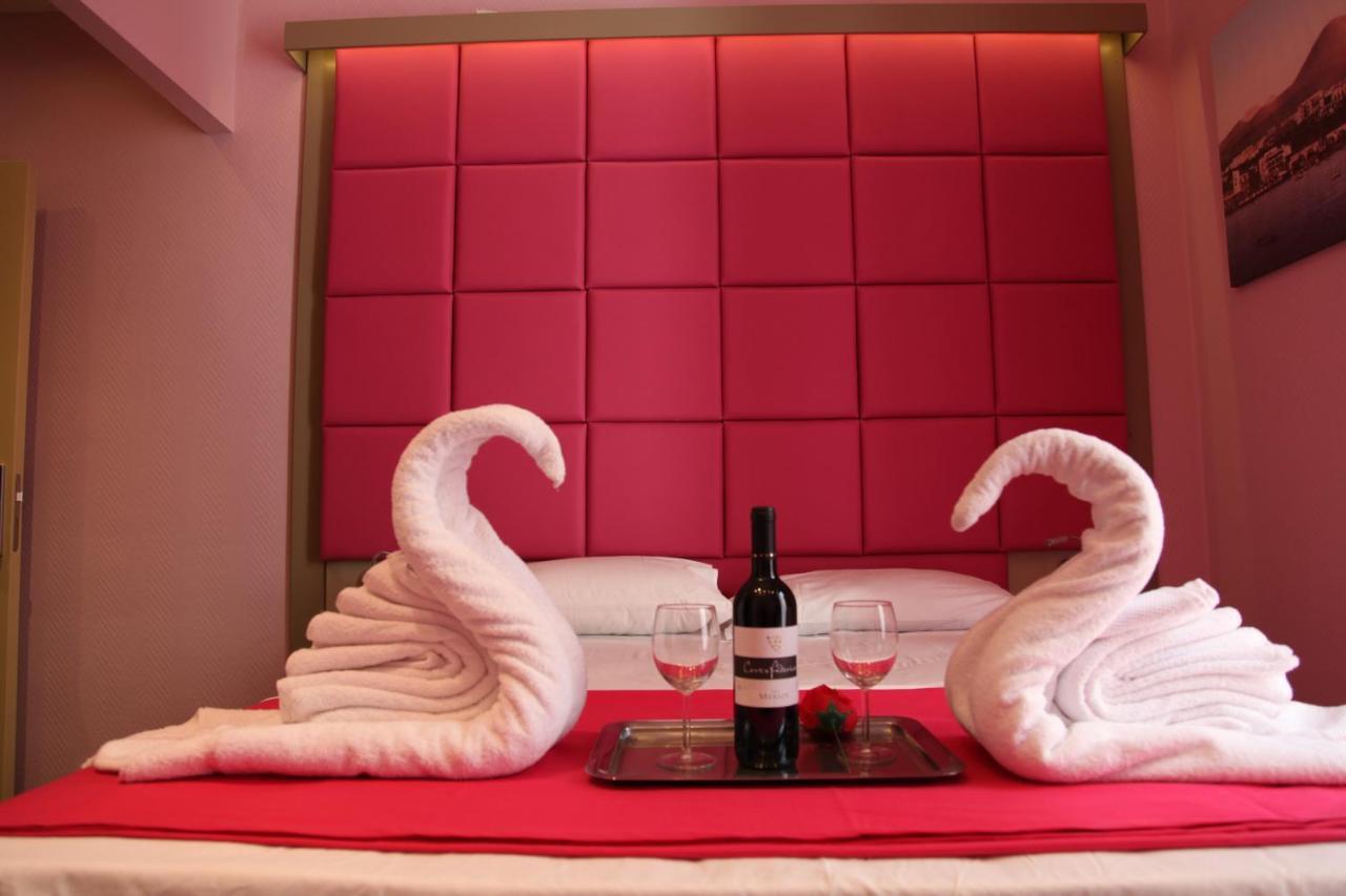 Dolce Vita Rooms & Breakfast Napoli Eksteriør billede